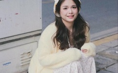 久久亚洲精品AV无码四区